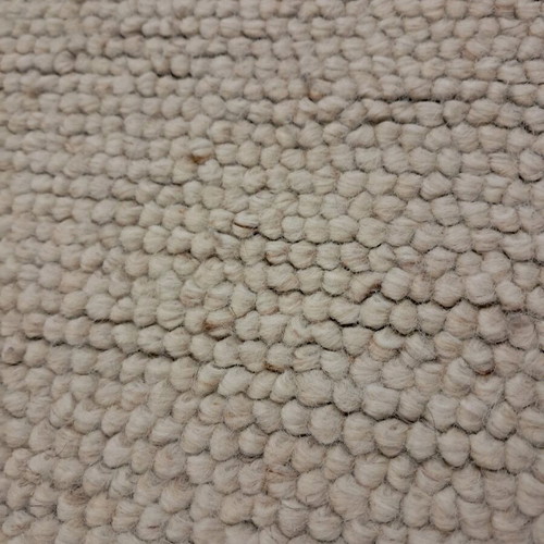 Hallway and bedroom rugs like new, set of 3 pieces