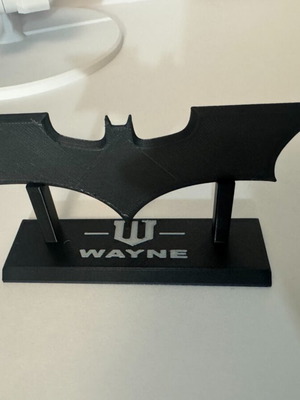 Batman Batarang βάση προβολής σαν καινούργιο