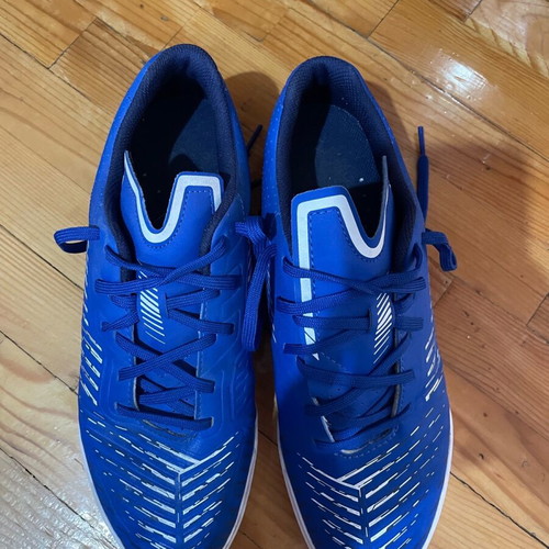 Athletic shoes like new, size 42, blue
