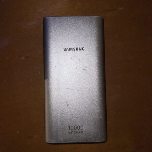 Powerbank 10000mAh like new, pack of 2