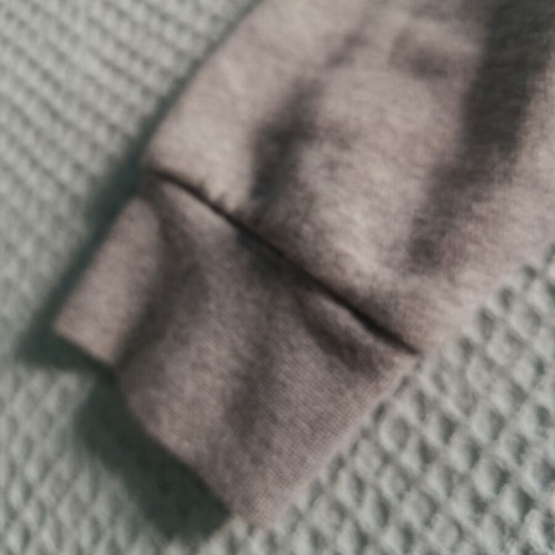 Under Armour fleece gray medium used, excellent condition