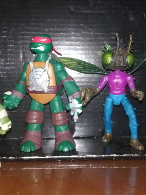 TMNT Teenage Mutant Ninja Turtles figures used, Playmates collection 2012-2014