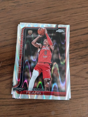 Lot of 15 NBA Topps Chrome Wave Refractor rookie cards