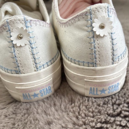 Converse Chuck Taylor Cotton White Sneakers Size 39 EU Like New