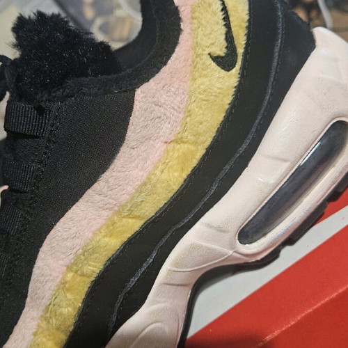 Nike Air Max 95 Premium like new, size 39, athletic shoes