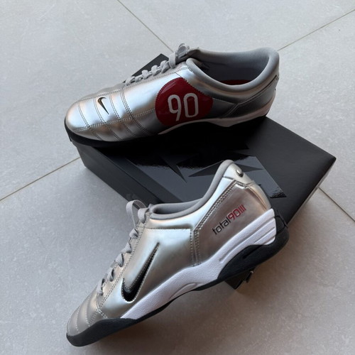 Nike Total 90 Metallic Silver Sneakers brand new, size 45