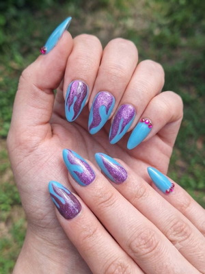 Press On Nails new set with sizes 3-9 and application tools