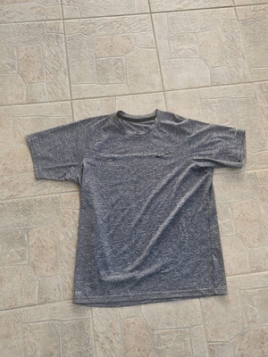 Nike running t shirt used, gray, size M