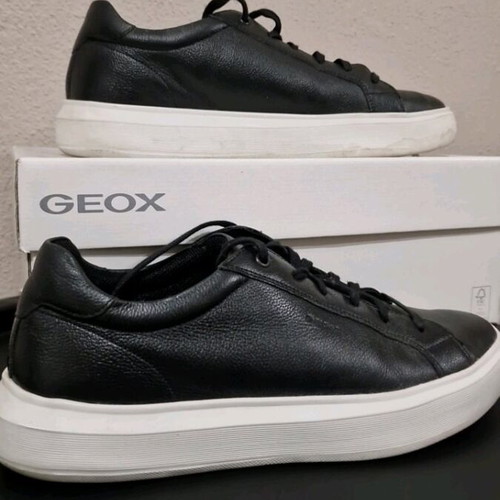 Geox sneakers like new, size 42, black and white