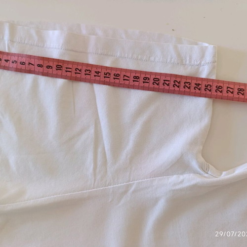 White T-shirt with Eye Like New, 100% Cotton, Loose Fit