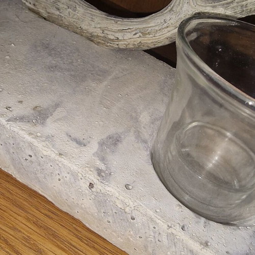 Decorative candle holder with birds