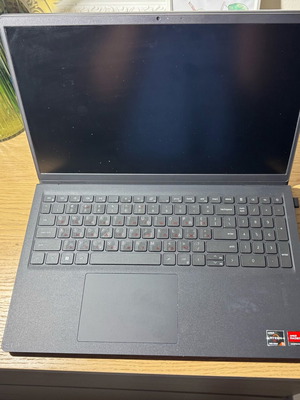 Dell Inspiron 3525 15.6" FHD 120Hz Laptop like new, Ryzen 5, 16GB RAM, 512GB SSD, Windows 11