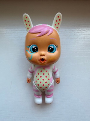 Cry Babies Magic Tears Enchanted Glow edition used doll