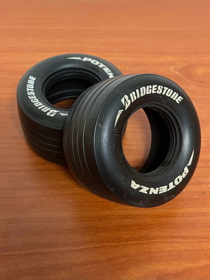 Διακοσμητικά λάστιχα Bridgestone μεταχειρισμένα, σετ 2, διάμετρος 7εκ.