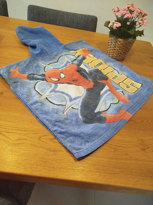 Spiderman beach towel bathrobe style like new