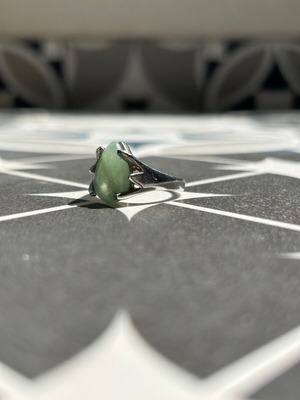 Silver ring with mint green nephrite stone