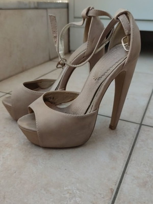 Women's high platform sandals size 36 used, beige