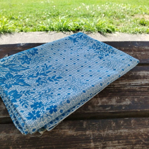 Vintage bed cover like new