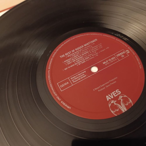 Set of 3 used vinyl records with Roger Whittaker, Pelle Karlsson & Stutum 2