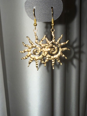 Gold sun earrings stainless steel, new