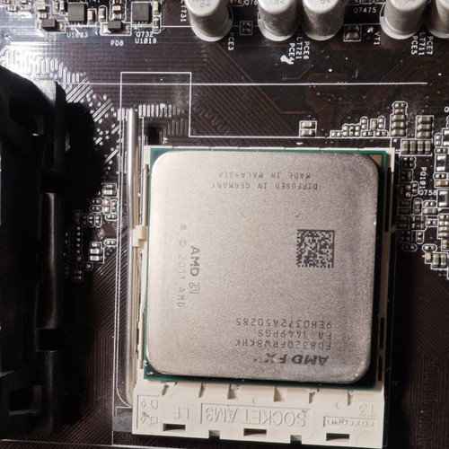 Motherboard with processor and memory like new