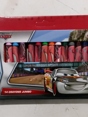 Cars jumbo crayons set of 14 new