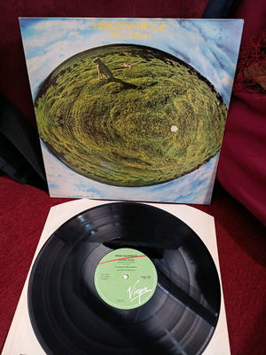 Mike Oldfield Hergest Ridge record like new, reissue