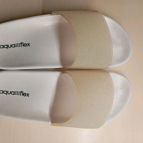 Aquaflex slippers new, size 37, white
