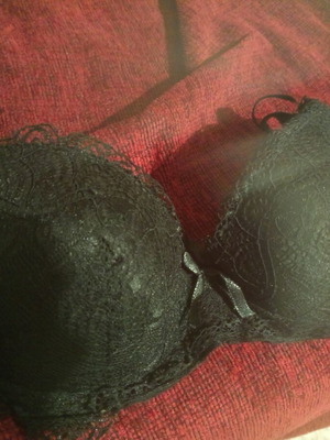 Lace bra used, size 75B, black