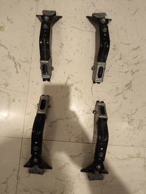 Car Roof Rack Supports set of 4 like new
