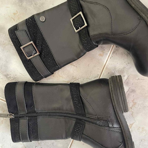 Xti leather boots for girls size 28 black like new