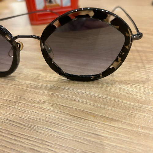 No Logo sunglasses new with black acetate frame
