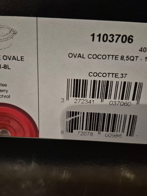 Staub Oval Cocotte 37cm 8L Cherry αχρησιμοποίητη με κουτί