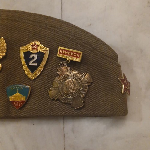 Soviet military pilotka hat with 13 badges and medals, new