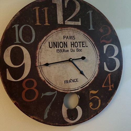 Retro decorative wall clock Paris Union Hotel like new