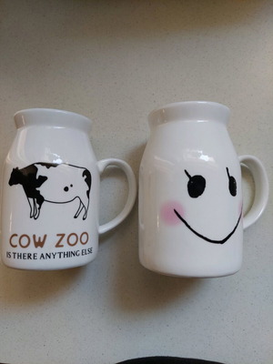 Cups new with unique design, set of 2 pieces