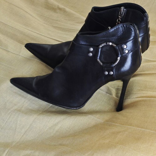 Cesare Paciotti black leather ankle boots with stiletto heel