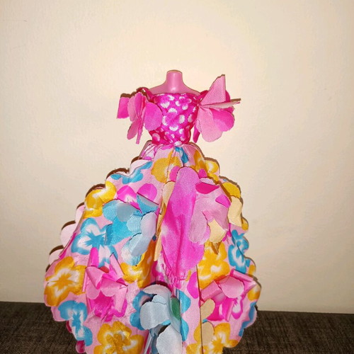 Barbie Blossom Beauty vintage dress used with floral pattern