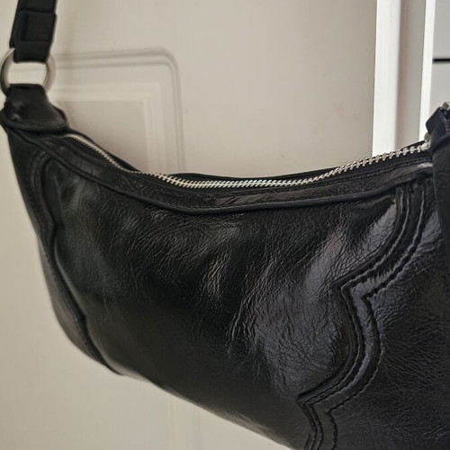 MNG shoulder bag like new, black