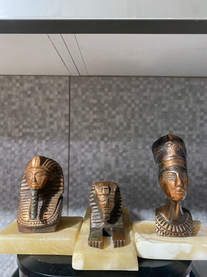 Egyptian decorative set like new, 3 pieces with stone bases