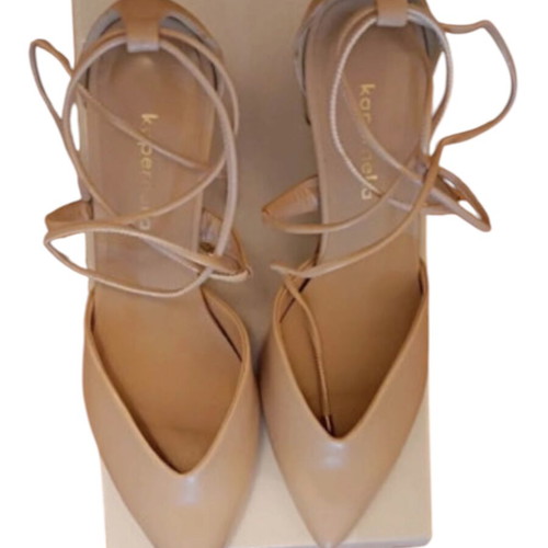 Kaperneka beige pumps new, size 39