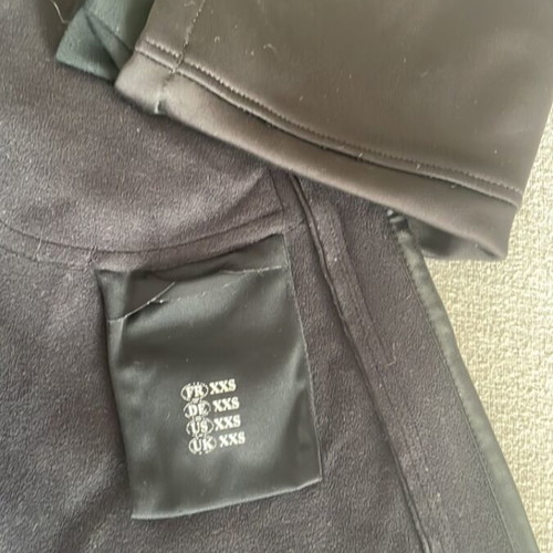 Beyond kids thermal jacket unisex like new