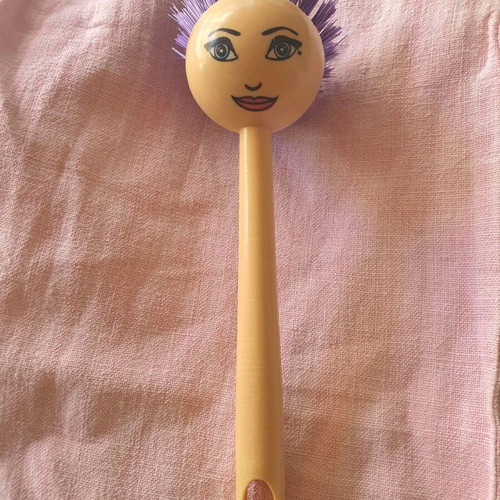 Brush like new, girl design