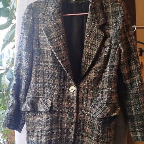 Perla checked blazer size 46 black red white