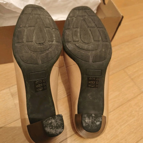 Silvia Rossini moccasins handmade leather size 39 like new, beige