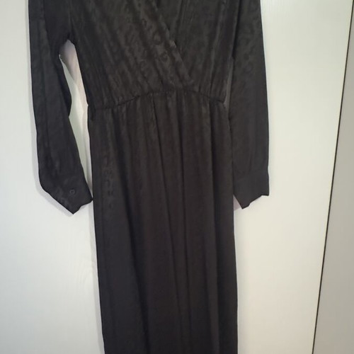 Long black satin dress one size like new with belt