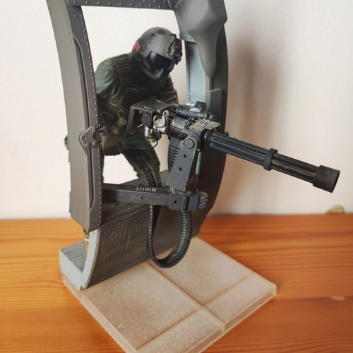 McFarlane Military Series 6 Air Force Helicopter Gunner action figure, 21 cm