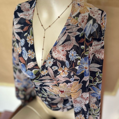 Floral sheer blouse like new, summer style, size L