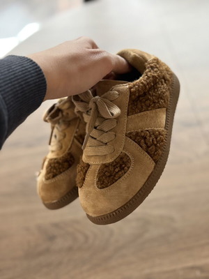 Soft shoes size 28 new, brown for kids