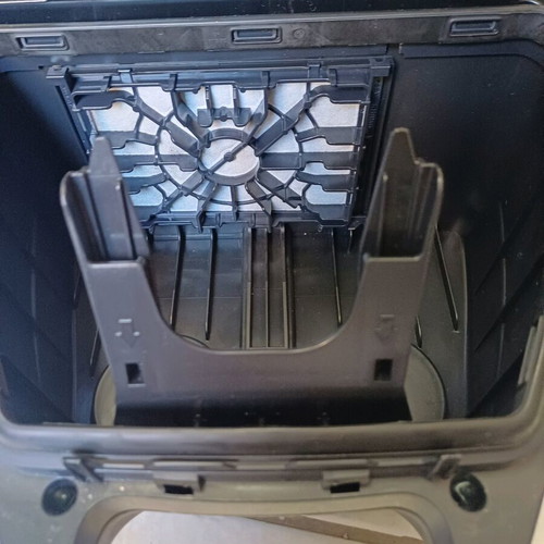 Bosch vacuum cleaner like new with bag